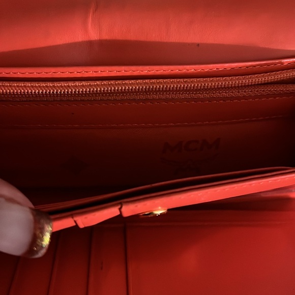 🔥Authentic MCM wallet🔥 - Picture 9 of 12